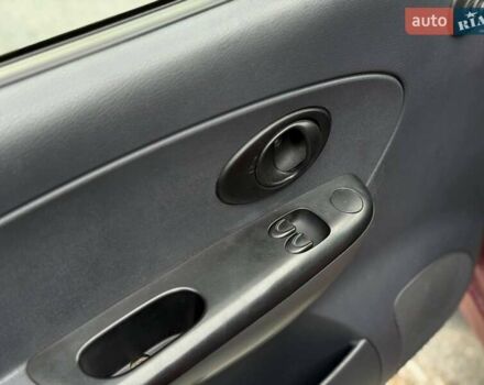 Деу Матіз 2008 у Запоріжжя на Automoto.ua Червоний Деу Матіз, об'ємом двигуна 0.8 л та пробігом 103 тис. км за 3299 $, фото 8 на Automoto.ua