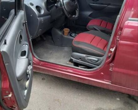 Червоний Деу Матіз, об'ємом двигуна 0.8 л та пробігом 110 тис. км за 3750 $, фото 2 на Automoto.ua