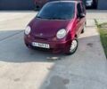 Красный Дэу Матиз, объемом двигателя 0.8 л и пробегом 106 тыс. км за 2600 $, фото 1 на Automoto.ua