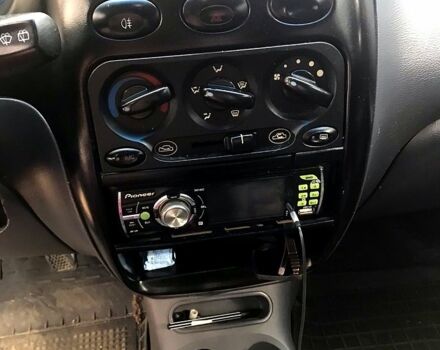 Червоний Деу Матіз, об'ємом двигуна 1 л та пробігом 157 тис. км за 2400 $, фото 1 на Automoto.ua