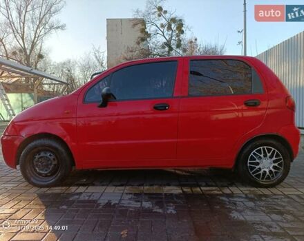 Красный Дэу Матиз, объемом двигателя 0.8 л и пробегом 74 тыс. км за 2600 $, фото 1 на Automoto.ua