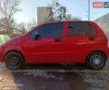 Красный Дэу Матиз, объемом двигателя 0.8 л и пробегом 74 тыс. км за 2600 $, фото 1 на Automoto.ua