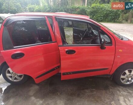 Червоний Деу Матіз, об'ємом двигуна 0.8 л та пробігом 76 тис. км за 2200 $, фото 2 на Automoto.ua