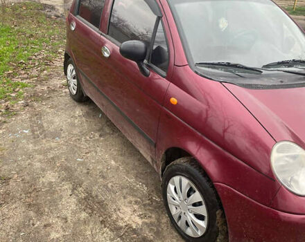 Красный Дэу Матиз, объемом двигателя 0.8 л и пробегом 111 тыс. км за 2450 $, фото 1 на Automoto.ua