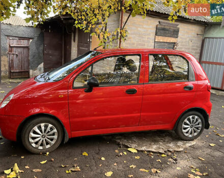 Червоний Деу Матіз, об'ємом двигуна 0.8 л та пробігом 49 тис. км за 3600 $, фото 2 на Automoto.ua