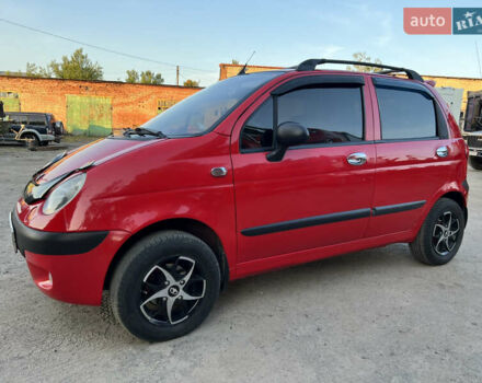 Красный Дэу Матиз, объемом двигателя 0.8 л и пробегом 160 тыс. км за 2700 $, фото 4 на Automoto.ua