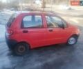 Червоний Деу Матіз, об'ємом двигуна 0.8 л та пробігом 100 тис. км за 1555 $, фото 8 на Automoto.ua