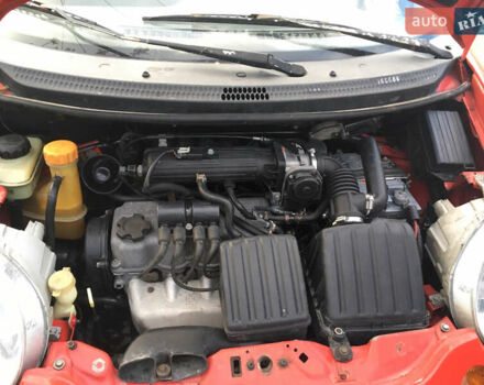 Красный Дэу Матиз, объемом двигателя 1 л и пробегом 140 тыс. км за 2700 $, фото 3 на Automoto.ua