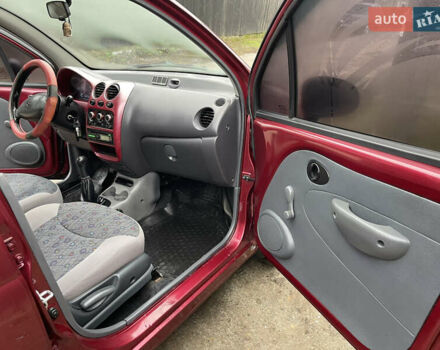 Красный Дэу Матиз, объемом двигателя 0.8 л и пробегом 89 тыс. км за 2200 $, фото 6 на Automoto.ua
