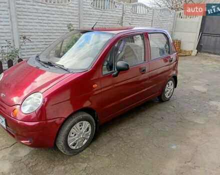 Красный Дэу Матиз, объемом двигателя 8 л и пробегом 60 тыс. км за 2500 $, фото 2 на Automoto.ua