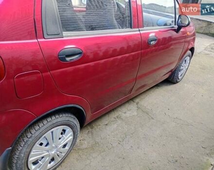Красный Дэу Матиз, объемом двигателя 8 л и пробегом 60 тыс. км за 2500 $, фото 3 на Automoto.ua