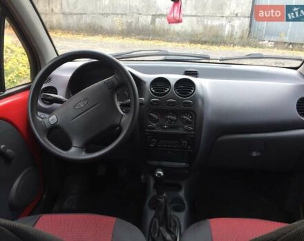 Дэу Матиз 2013 в Черкассах на Automoto.ua Красный Дэу Матиз, объемом двигателя 0.8 л и пробегом 107 тыс. км за 2600 $, фото 5 на Automoto.ua