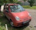 Красный Дэу Матиз, объемом двигателя 0.8 л и пробегом 160 тыс. км за 2000 $, фото 3 на Automoto.ua