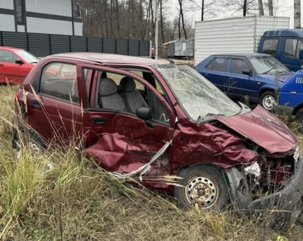 Красный Дэу Матиз, объемом двигателя 0.8 л и пробегом 160 тыс. км за 500 $, фото 2 на Automoto.ua