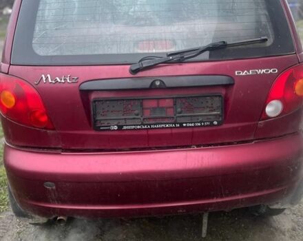 Красный Дэу Матиз, объемом двигателя 0.8 л и пробегом 100 тыс. км за 1000 $, фото 1 на Automoto.ua
