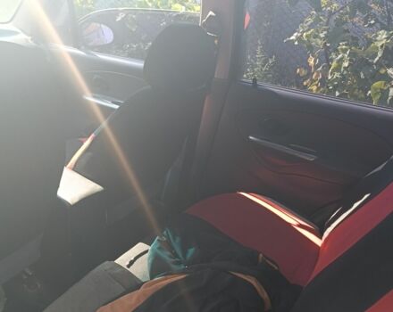 Деу Матіз 2008 у Коростене на Automoto.ua Червоний Деу Матіз, об'ємом двигуна 1 л та пробігом 200 тис. км за 1300 $, фото 7 на Automoto.ua