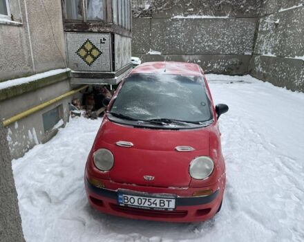 Красный Дэу Матиз, объемом двигателя 0.8 л и пробегом 81 тыс. км за 1500 $, фото 1 на Automoto.ua