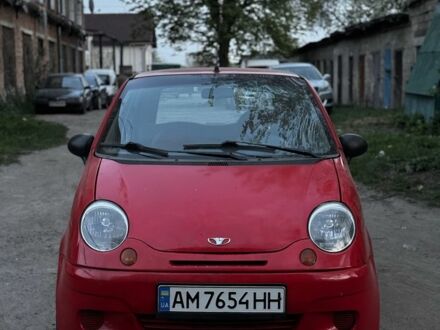 Деу Матіз 2004 у Коростене на Automoto.ua Червоний Деу Матіз, об'ємом двигуна 0.8 л та пробігом 123 тис. км за 850 $, фото 1 на Automoto.ua