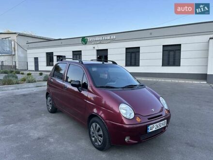Деу Матіз 2005 у Запоріжжя на Automoto.ua Червоний Деу Матіз, об'ємом двигуна 1 л та пробігом 180 тис. км за 1650 $, фото 1 на Automoto.ua
