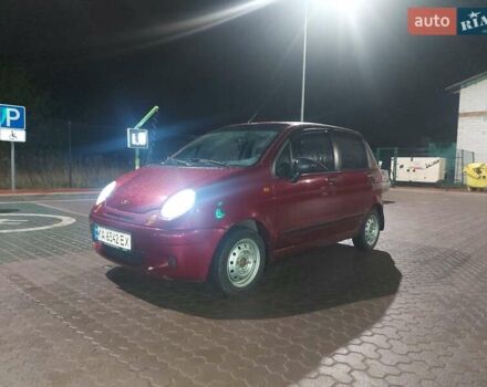 Красный Дэу Матиз, объемом двигателя 0.8 л и пробегом 160 тыс. км за 2450 $, фото 1 на Automoto.ua