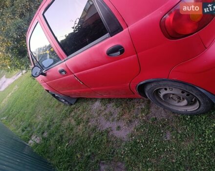 Червоний Деу Матіз, об'ємом двигуна 0.8 л та пробігом 157 тис. км за 1300 $, фото 1 на Automoto.ua