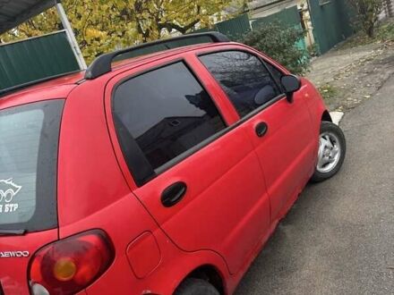 Красный Дэу Матиз, объемом двигателя 0.8 л и пробегом 132 тыс. км за 2200 $, фото 1 на Automoto.ua