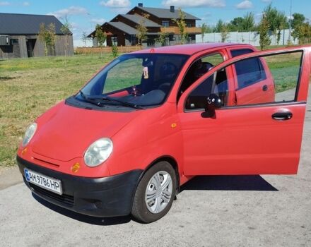 Красный Дэу Матиз, объемом двигателя 0.8 л и пробегом 200 тыс. км за 2200 $, фото 1 на Automoto.ua