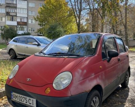 Червоний Деу Матіз, об'ємом двигуна 0.8 л та пробігом 122 тис. км за 900 $, фото 1 на Automoto.ua