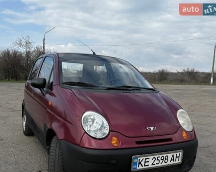 Красный Дэу Матиз, объемом двигателя 0.8 л и пробегом 328 тыс. км за 2000 $, фото 1 на Automoto.ua
