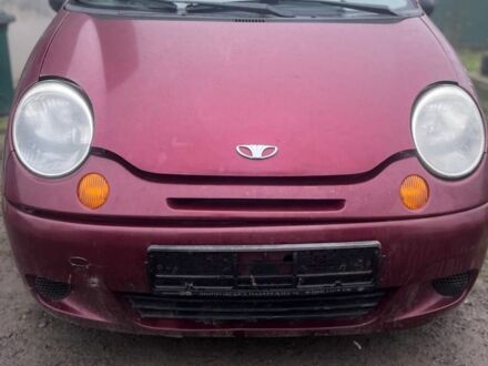 Красный Дэу Матиз, объемом двигателя 0.8 л и пробегом 100 тыс. км за 1000 $, фото 1 на Automoto.ua