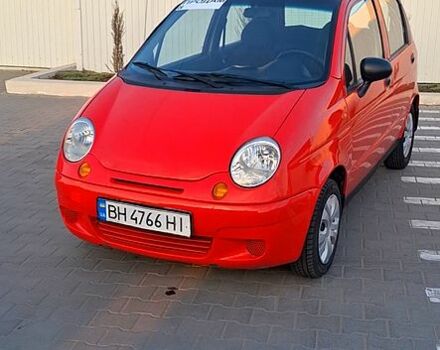 Красный Дэу Матиз, объемом двигателя 0.8 л и пробегом 300 тыс. км за 2500 $, фото 1 на Automoto.ua
