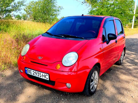 Деу Матіз 2007 у Первомайськ на Automoto.ua Червоний Деу Матіз, об'ємом двигуна 0.8 л та пробігом 150 тис. км за 2600 $, фото 1 на Automoto.ua