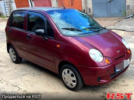 Красный Дэу Матиз, объемом двигателя 0.8 л и пробегом 180 тыс. км за 2000 $, фото 1 на Automoto.ua