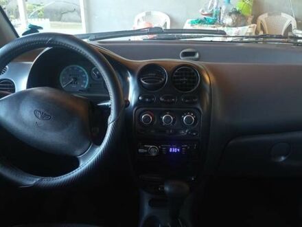 Дэу Матиз 2007 в Одессе на Automoto.ua Красный Дэу Матиз, объемом двигателя 0.8 л и пробегом 94 тыс. км за 3200 $, фото 1 на Automoto.ua
