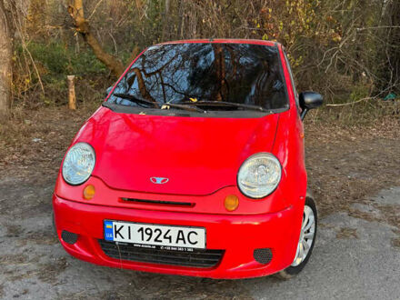 Красный Дэу Матиз, объемом двигателя 0.8 л и пробегом 180 тыс. км за 1950 $, фото 1 на Automoto.ua