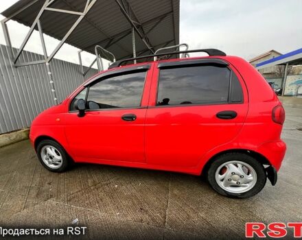 Красный Дэу Матиз, объемом двигателя 0.8 л и пробегом 120 тыс. км за 2800 $, фото 1 на Automoto.ua