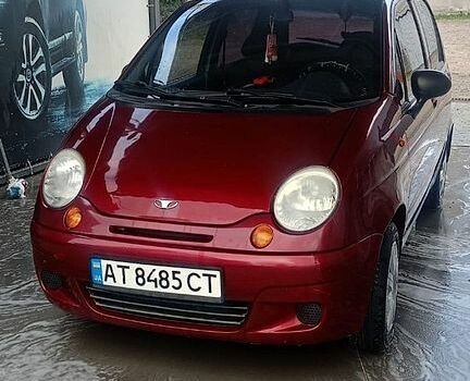 Червоний Деу Матіз, об'ємом двигуна 0.8 л та пробігом 100 тис. км за 2000 $, фото 1 на Automoto.ua