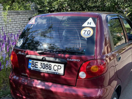 Деу Матіз 2008 у Миколаєві на Automoto.ua Червоний Деу Матіз, об'ємом двигуна 0.8 л та пробігом 74 тис. км за 3500 $, фото 1 на Automoto.ua