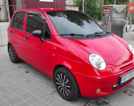 Красный Дэу Матиз, объемом двигателя 0.8 л и пробегом 150 тыс. км за 3800 $, фото 1 на Automoto.ua