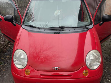 Красный Дэу Матиз, объемом двигателя 0.8 л и пробегом 103 тыс. км за 2400 $, фото 1 на Automoto.ua