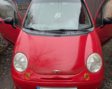 Красный Дэу Матиз, объемом двигателя 0.8 л и пробегом 103 тыс. км за 2400 $, фото 1 на Automoto.ua