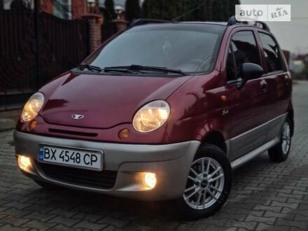 Дэу Матиз 2011 в Хмельницком на Automoto.ua Красный Дэу Матиз, объемом двигателя 1 л и пробегом 72 тыс. км за 4333 $, фото 1 на Automoto.ua