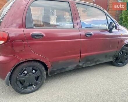 Красный Дэу Матиз, объемом двигателя 0.8 л и пробегом 140 тыс. км за 1100 $, фото 1 на Automoto.ua