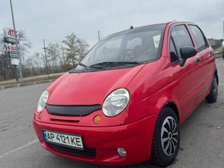 Красный Дэу Матиз, объемом двигателя 0.8 л и пробегом 102 тыс. км за 3300 $, фото 1 на Automoto.ua