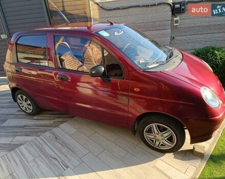 Красный Дэу Матиз, объемом двигателя 0.8 л и пробегом 58 тыс. км за 2600 $, фото 1 на Automoto.ua