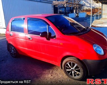 Красный Дэу Матиз, объемом двигателя 0.8 л и пробегом 80 тыс. км за 3500 $, фото 1 на Automoto.ua