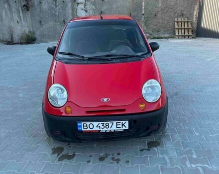 Красный Дэу Матиз, объемом двигателя 0.8 л и пробегом 137 тыс. км за 1550 $, фото 1 на Automoto.ua