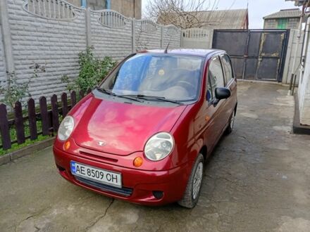 Красный Дэу Матиз, объемом двигателя 8 л и пробегом 60 тыс. км за 2500 $, фото 1 на Automoto.ua