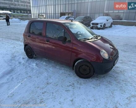 Красный Дэу Матиз, объемом двигателя 0.8 л и пробегом 122 тыс. км за 2600 $, фото 1 на Automoto.ua