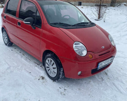 Красный Дэу Матиз, объемом двигателя 0.8 л и пробегом 131 тыс. км за 2500 $, фото 1 на Automoto.ua